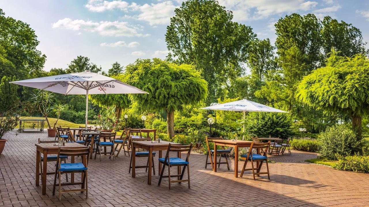 Seepark Hotel Am Wandlitzsee Exterior photo